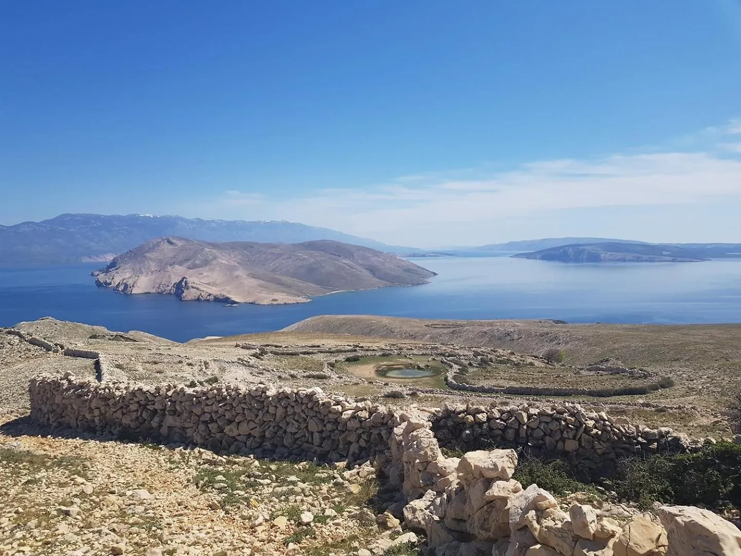 Villa Katarinini Dvori Baska  0*, Baska (Krk)