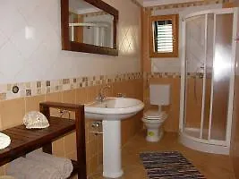 Villa Katarinini Dvori Baška Hırvatistan
