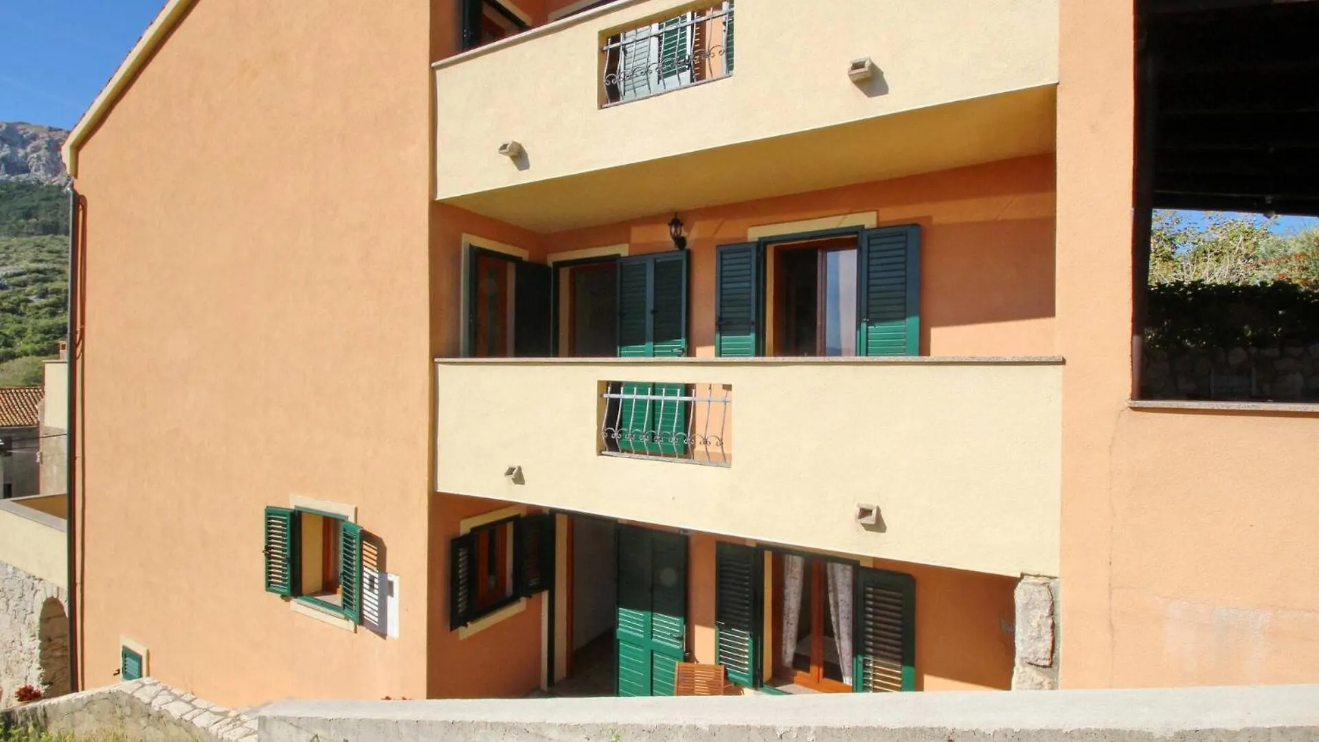 Villa Katarinini Dvori Baska  0*, Baska (Krk) Croatia