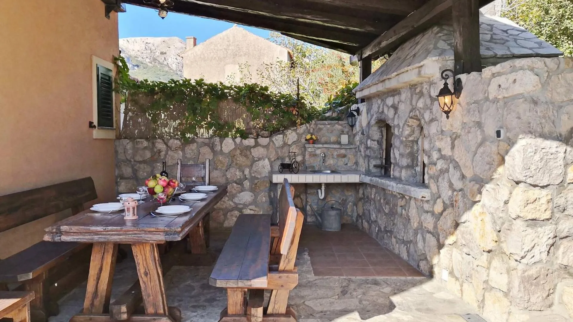 Villa Katarinini Dvori Baska  Croatia